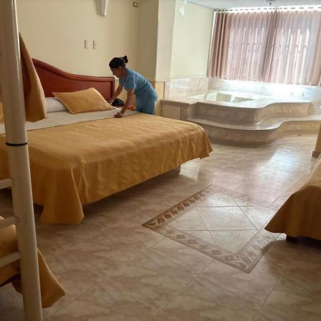 Hotel San Nicolas ブカラマンガ エクステリア 写真