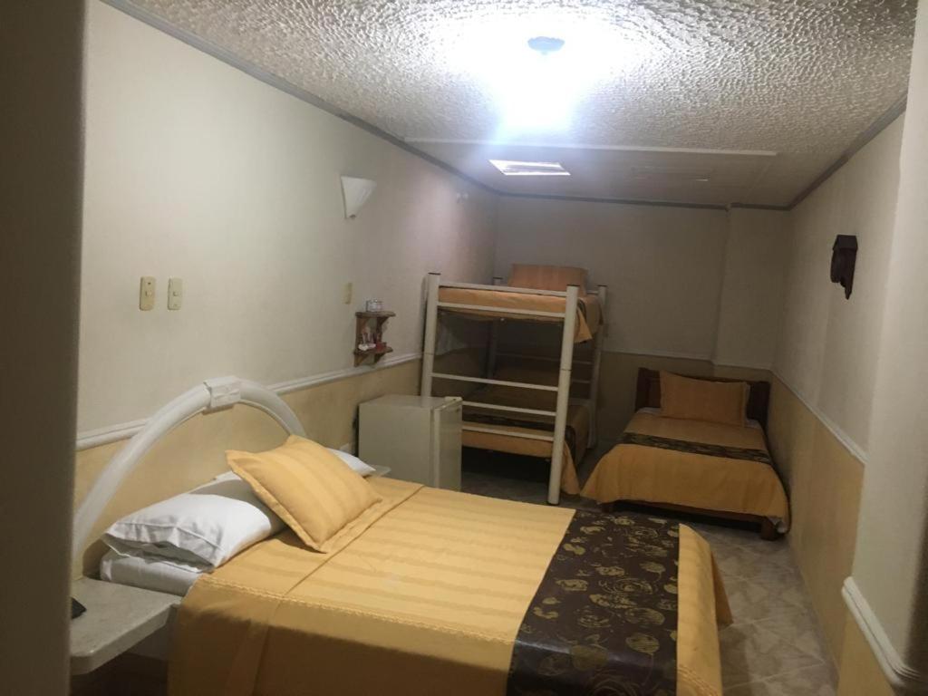 Hotel San Nicolas ブカラマンガ エクステリア 写真