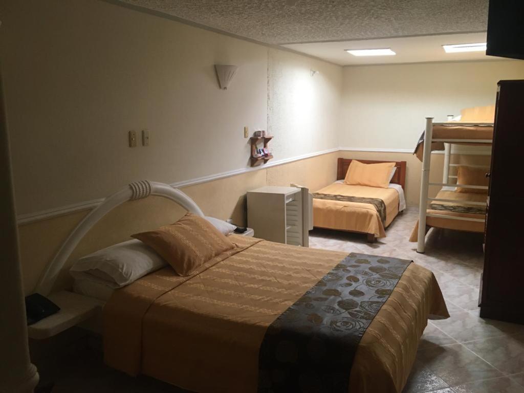 Hotel San Nicolas ブカラマンガ エクステリア 写真