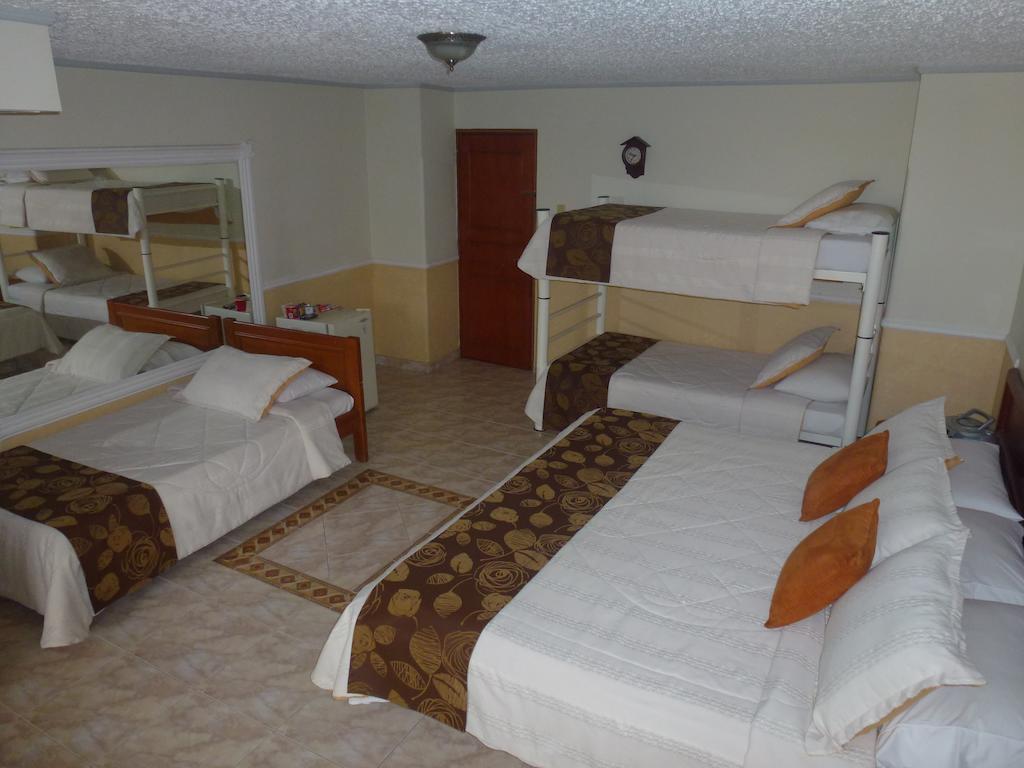 Hotel San Nicolas ブカラマンガ エクステリア 写真
